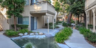 Highland Creek Apartment Homes Gallery 10