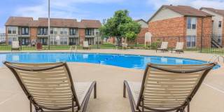 Country Club Gallery 15