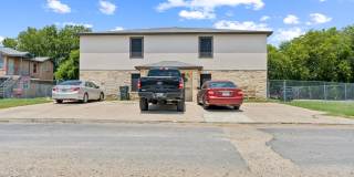 **2 Weeks Free!!** Charming 3-Bedroom Townhome in a Great Location! Gallery 1