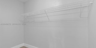 9075 SW 48th Ter Gallery 20