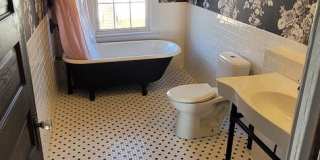 3 bed, 2.5 bath home for rent. Gallery 13