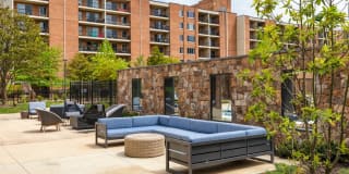 Falls Green Gallery 25