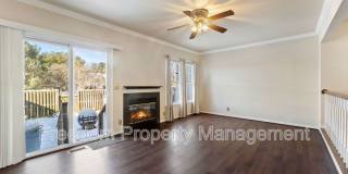 726 Pine Tree Ct. Gallery 15