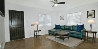 1919 W Earll Drive Gallery 7