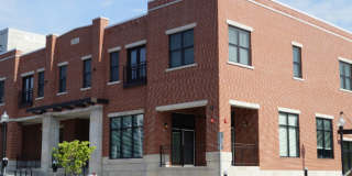 Sixth &amp; Washington Gallery 1