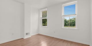 2 Bedroom End Unit Accepting Voucher and Market Tenants Gallery 5