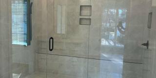Room in 3 Bedroom Home at Plaza Ave SW Gallery 21