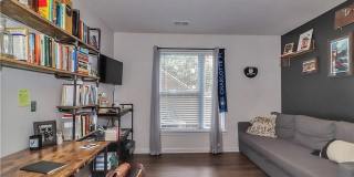 Room in 2 Bedroom Home at Donatello Ave Gallery 4