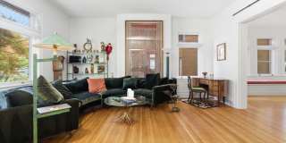 Stunning 5 Bedroom 2.5 Bathroom Home in Squirrel Hill Gallery 15