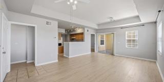 1195 VILLAGIO CIRCLE Gallery 9
