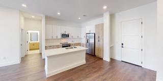 The Argos Apartments at Grant Park Gallery 25