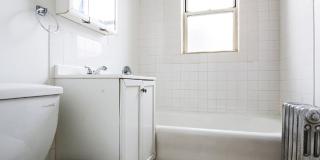 8051 S Ingleside Gallery 12