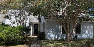Large 2 bedroom townhome - Available early July Large 2 bedroom townhome - Available early July Gallery 1