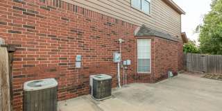 5 Bed / 2.5 Bath in South Tulsa! Gallery 7