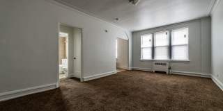 6751 S Jeffery Apartments Gallery 17