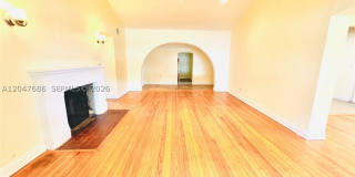 410 Pinecrest Dr Gallery 34
