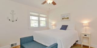WINTER RENTAL: Two Beaches Cottage Gallery 21