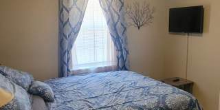 Charming 3-Bedroom, 1-Bath Home with Large Backyard – Fully Furnished! Gallery 15