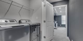 7806 JOHNNYCAKE Road Gallery 28