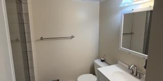1000 River Road Gallery 13