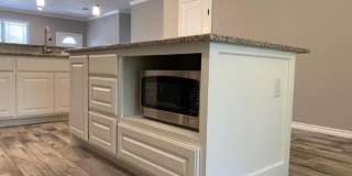 509 E Pruitt Gallery 11