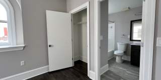 306 W Franklin Gallery 85