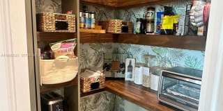 5689 Mentmore Dr Gallery 14