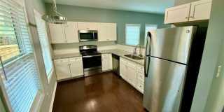 294 SW Bass SW Gallery 23