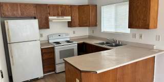 1033 Pacific Apartments Gallery 1