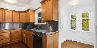 8502 15th Avenue Northeast Gallery 10