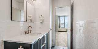 1550 N Lake Shore Drive Gallery 14