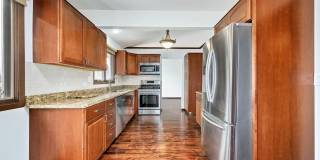 887 Braintree Lane Gallery 8