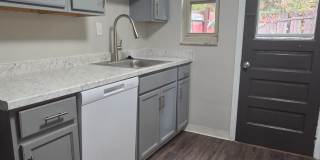671 - 930-944 Sleepy Hollow Rd. Gallery 2