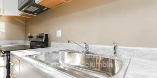 1902 Liberty Street Gallery 11