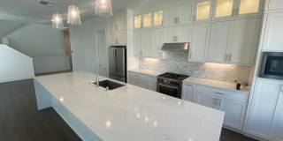 Modern Condo Living in the Heart of Alameda – Prime Location! Modern Condo Living in the Heart of Alameda – Prime Location! Gallery 1