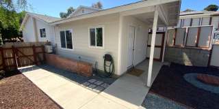 Upgraded Studio with Private Yard Gallery 1