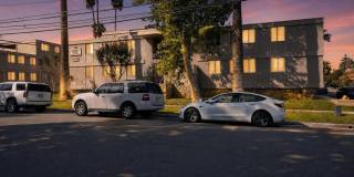 Spacious 3BR Condo in Riverside Gallery 1