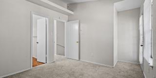 River Crossing ATX - Townhome - 2bd/2.5ba - W/D - Close to Downtown - $1395 Gallery 22