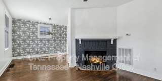 1309 Jones Street Gallery 9
