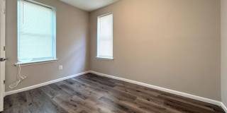 5411 Trinity Street Gallery 10