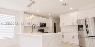 14303 SW 159th Pl Gallery 7