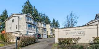 Beautiful 3 bedroom townhome Gallery 30