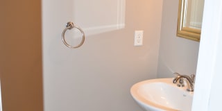 2105 Herrick Ave Gallery 8