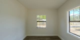 599 Carolina Avenue Gallery 16