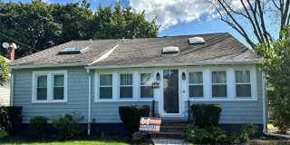 92 Clapham Avenue Gallery 1