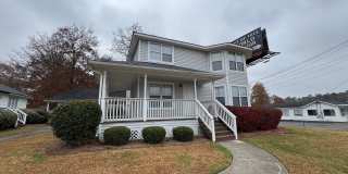 Large 3/2.5 House on Martha Berry Hwy- $1,395 Gallery 1