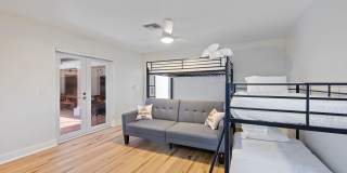 Pool Home for rent Gallery 6