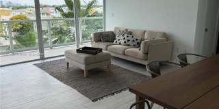5900 Collins Avenue Gallery 6
