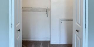 20301 Shelburne Road Gallery 22