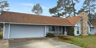 Spacious 3BR/2BA Home with Bonus Spaces  Large Fenced Yard Gallery 1